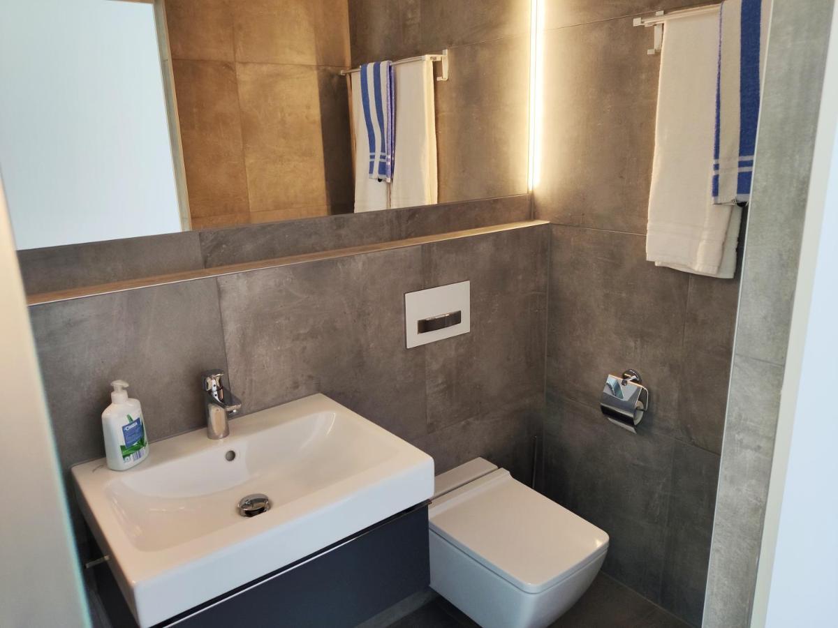 فيرتهايم Modern Ausgebauter Ueberseecontainer Als Tiny House المظهر الخارجي الصورة